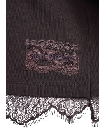 Smith&Soul Boxy T-Shirt Lace Hem in Dark Choc