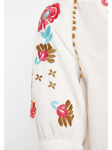 gaya Women Blouse in white