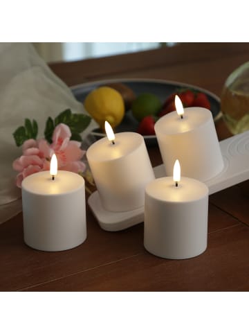 Uyuni 4x LED Kerzen mit Ladestastion/Fernb. aufladbar für Außen 6,8x6,8cm in weiß