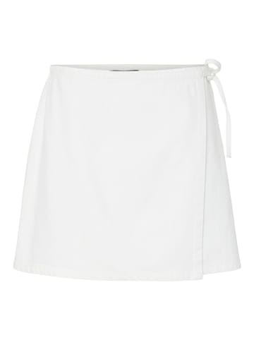 Pieces Wickelrock in White Denim