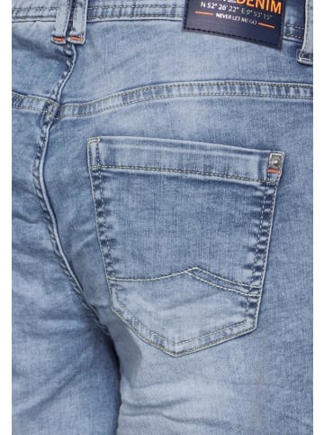 Cecil Capri in light blue washed