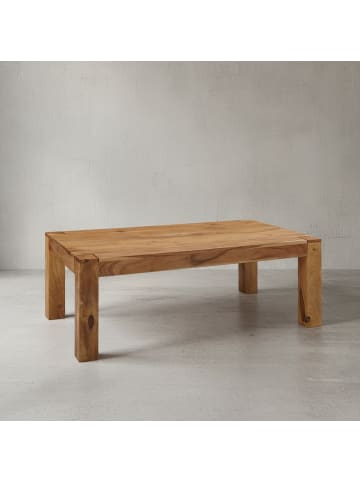 KADIMA DESIGN Rustikaler Couchtisch NAKO: Akazienholz, quadratisch, pflegeleicht in Beige