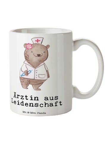 Mr. & Mrs. Panda Kaffeetasse Ärztin Leidenschaft mit Spruch in Weiß