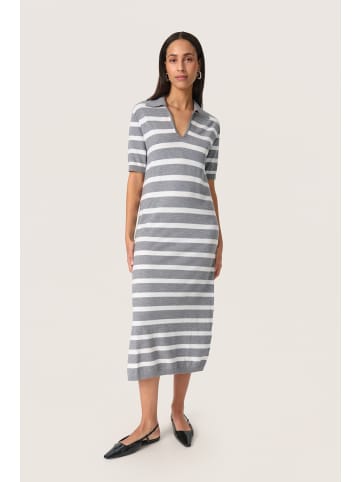 Soaked in Luxury Kleid SLSpina Relaxed fit in Grey Melange w Broken White