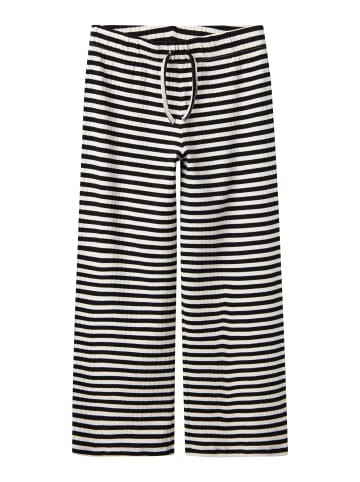 name it Hose in Black