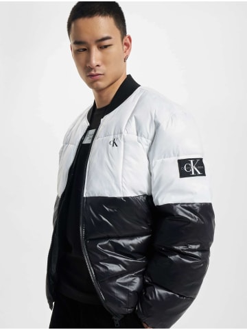 Calvin Klein Winterjacken in ck black/bright white