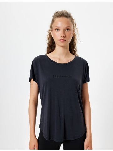 KOTON T-shirt in Schwarz