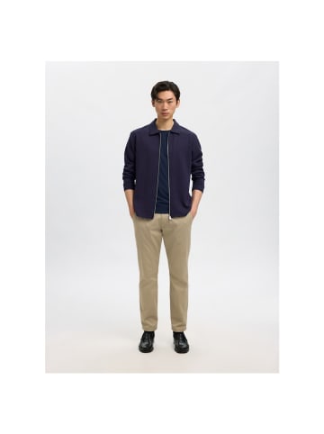 Selected Hose in greige