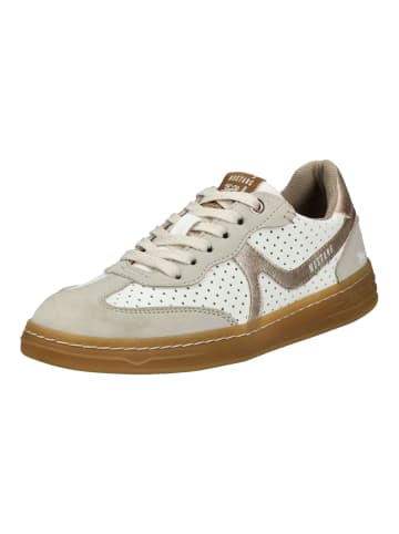Mustang Sneaker in Ivory
