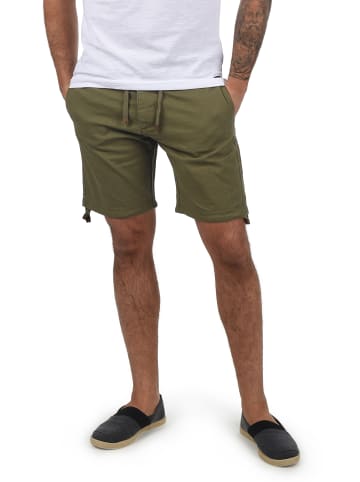 INDICODE Leinenhose IDMoses 70052MM kurze Hose aus Leinenqualität in Grün