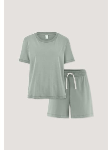 Hessnatur Pyjama in mattgrün