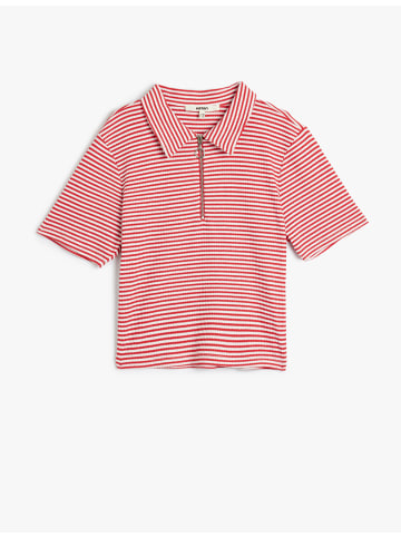 KOTON T-shirt in Rot Gestreift