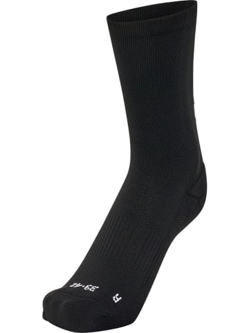 Hummel Sportsocken "Hmlessential Training Socks" in Schwarz