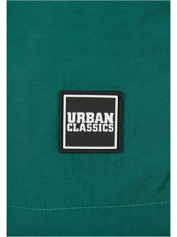 Urban Classics Badeshorts in green