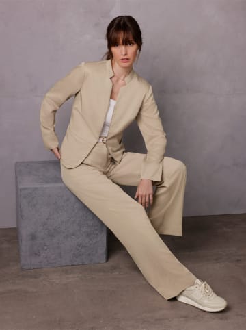 creation L Blazer in beige