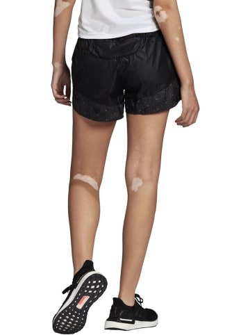 adidas Short in Schwarz