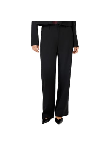 Q/S designed by Hose in Schwarz