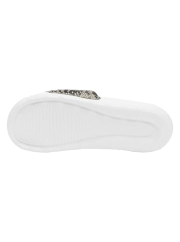 Nike Slides in desert sand/black/summit white