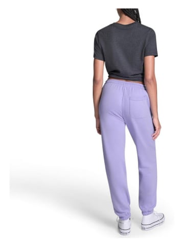 Converse Hose in bunt