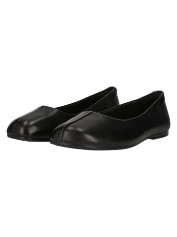 Clarks Ballerinas Livia in 1216 Black Leather