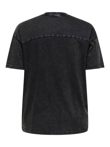 ONLY Carmakoma T-shirt in Black 1