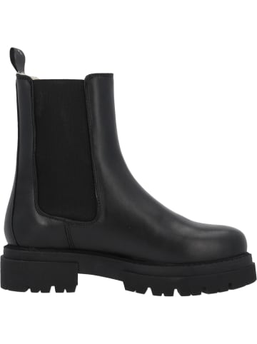 palado Chelsea Boots in BLACK