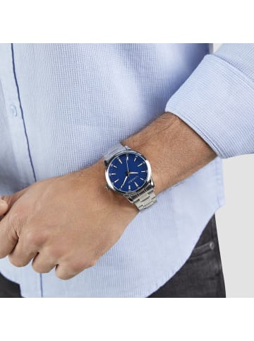 s.Oliver Armbanduhr Modern & Zeitlos in silber