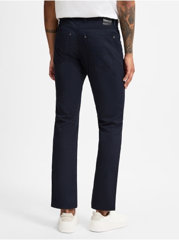 Bugatti Hose in marine