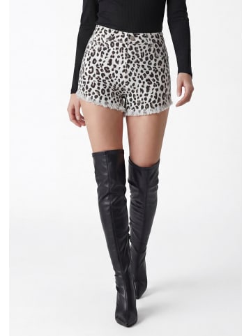 faina Women Shorts in White Leopard