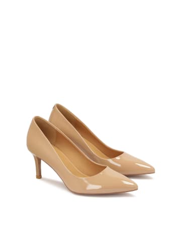 Kazar Pumps in Beige