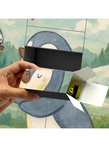 Mr. & Mrs. Panda Adventskalender Pinguine trösten Design ohne Sp... in Weiß