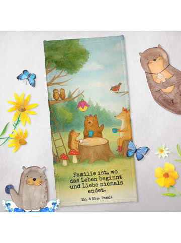 Mr. & Mrs. Panda Badetuch Waldtiere Picknick Design mit Spruch in Weiß