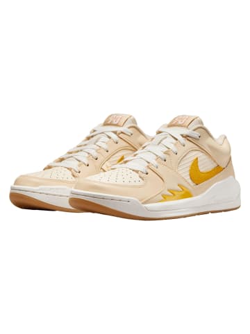 Jordan Jordan Turnschuhe in pale vanilla/yellow orche