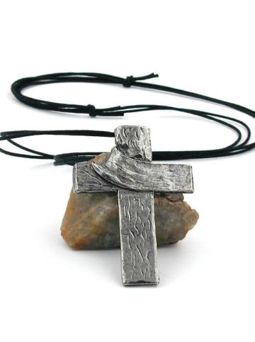 Gallay Kette 77x53mm Zinn-Anhänger Kreuz mit Tuch 110cm in silber