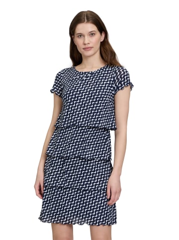 Betty Barclay Stufenkleid mit U-Boot-Ausschnitt in Dunkelblau/Weiß
