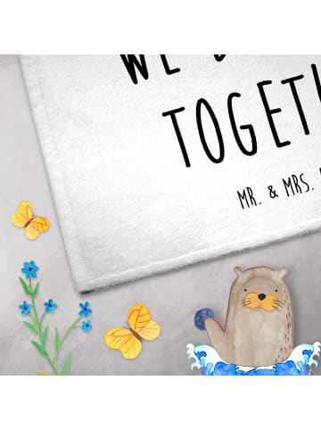 Mr. & Mrs. Panda Handtuch Biene Verliebt mit Spruch in Weiß