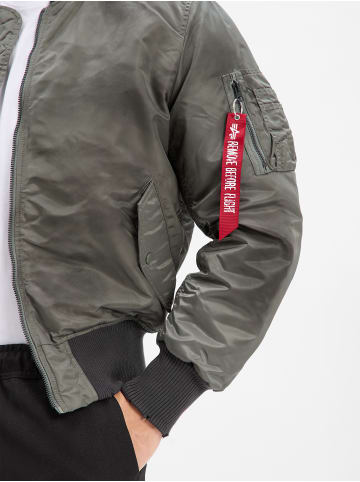 Alpha Industries Bomberjacke Distressed in khaki
