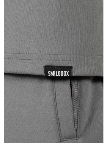 SMILODOX T-Shirt Micah in Grau