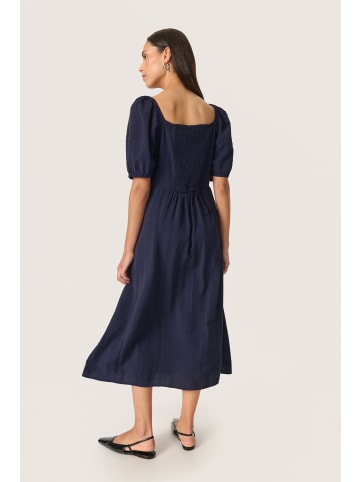 Soaked in Luxury Kleid SLEmine Feminine Form in Night Sky