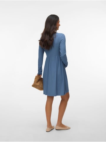 mama licious Kleid in China Blue 1