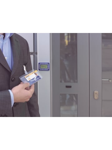 Durable Namensschild Doppelbox mit Clip 54x85mm transparent Packung mit 25 Stück