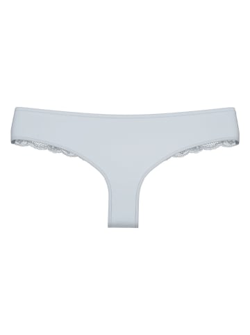 Triumph String Red Label Lovely Micro in PEARL GREY