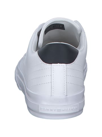 Tommy Hilfiger Klassische- & Business Schuhe in white