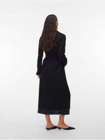 Vero Moda Mantel in Black 1