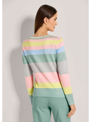 MADELEINE V-Pullover mit langen Ärmeln in hellsalbeigrün / puderrosé / multicolor