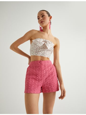 KOTON Shorts in Fuchsia
