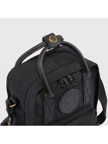 FJÄLLRÄVEN Kånken No. 2 Sling - Umhängetasche 20 cm (Black Edition) (black) in schwarz
