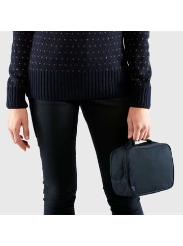 FJÄLLRÄVEN Kånken Toiletry Bag - Kulturbeutel 24 cm (black) in navy