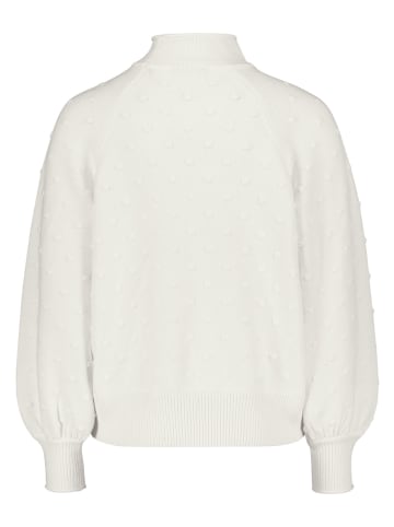 Zero  Pullover mit Punktestickerei in Offwhite