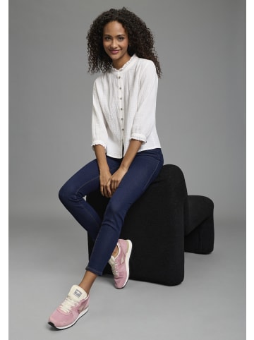 Kangaroos Rüschenbluse in Off-white